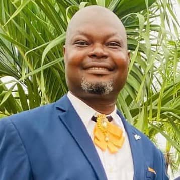  M Yves Comlan Houédan