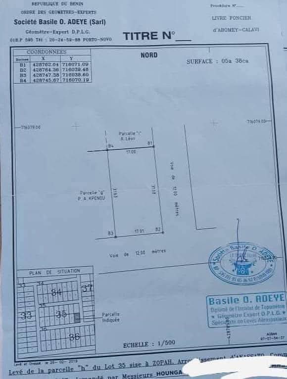 PARCELLE EN ANGLE DE RUE DÉJÀ LOTIE ET RECASÉE À VENDRE, ZOPAH – PAVÉS ICC SERVICES - CALAVI
