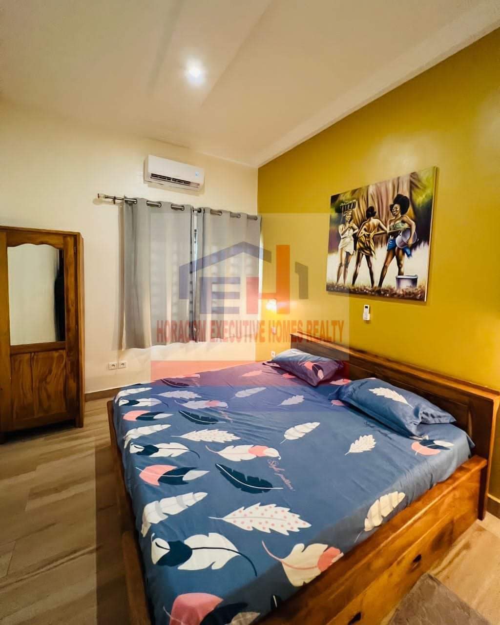 VILLA MEUBLÉE DE 3 CHAMBRES ET SALON SANITAIRES À LOUER, ST DANIEL - ÉGLISE STE THÉRÈSE, GODOMEY - Image 18