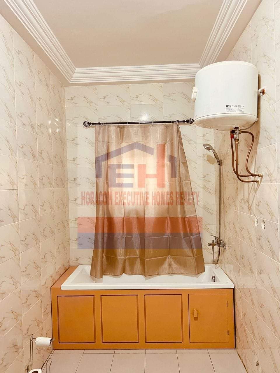 VILLA MEUBLÉE DE 4 CHAMBRES & SALON SANITAIRES À LOUER, CEG GODOMEY - PHARMACIE ST PAUL - CALAVI - Image 3