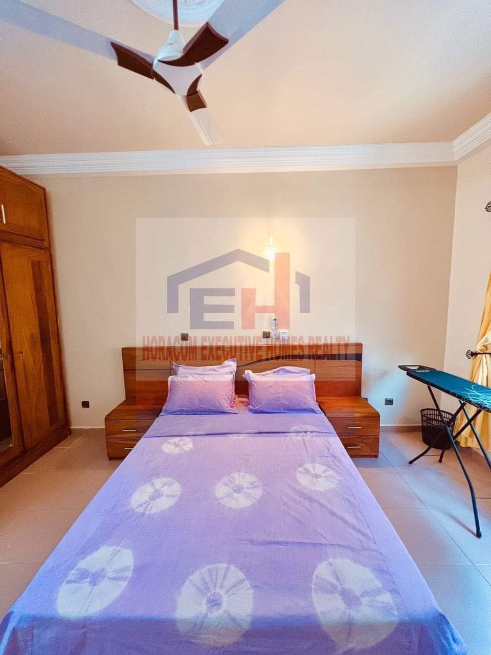 VILLA MEUBLÉE DE 4 CHAMBRES & SALON SANITAIRES À LOUER, CEG GODOMEY - PHARMACIE ST PAUL - CALAVI - Image 12