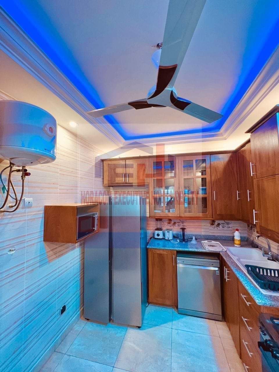 VILLA MEUBLÉE DE 4 CHAMBRES & SALON SANITAIRES À LOUER, CEG GODOMEY - PHARMACIE ST PAUL - CALAVI - Image 13