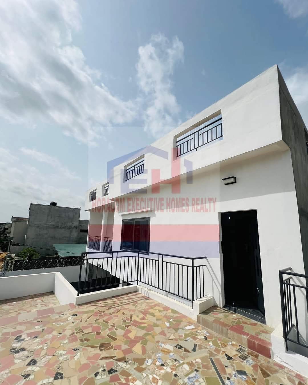 VILLA DUPLEX MEUBLÉE DE 4 CHAMBRES & 2 SALONS SANITAIRES À LOUER, ARCONVILLE - CHIC - CALAVI - Image 11