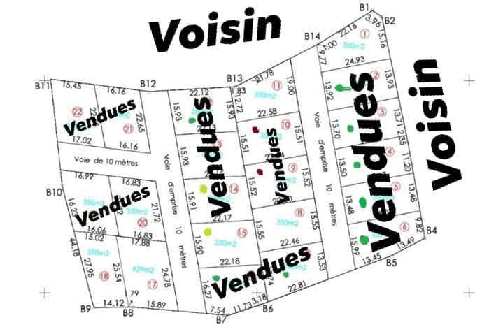 6 PARCELLES DÉJÀ LOTIES ET RECASÉES À VENDRE, DASSÈKOMEY - BASE SONEB - CITÉ OUÈDO - CALAVI