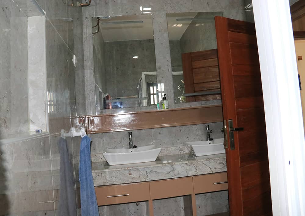 VILLA MEUBLÉE DE 4 CHAMBRES ET SALON SANITAIRES À LOUER, PK10 - SÈYIVÈ - PONT PÉAGE - SÈMÈ-KPODJI - Image 18